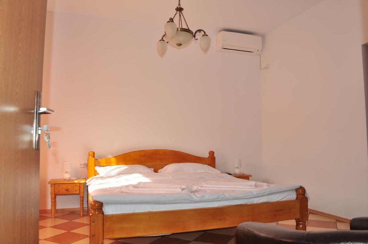 Casa Matei Hotel Mahmudia Buitenkant foto