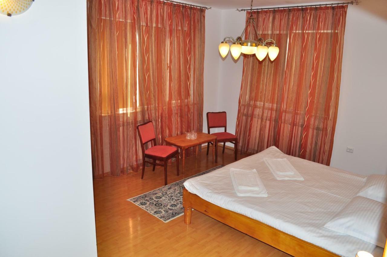 Casa Matei Hotel Mahmudia Buitenkant foto